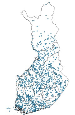 Kartta kuvaa niitä 1950-luvun koulurakennuksia, jotka rekisterin mukaan olivat koulukäytössä 2007.